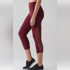 Lululemon athletica Burgundy Leggings women size‎ 4